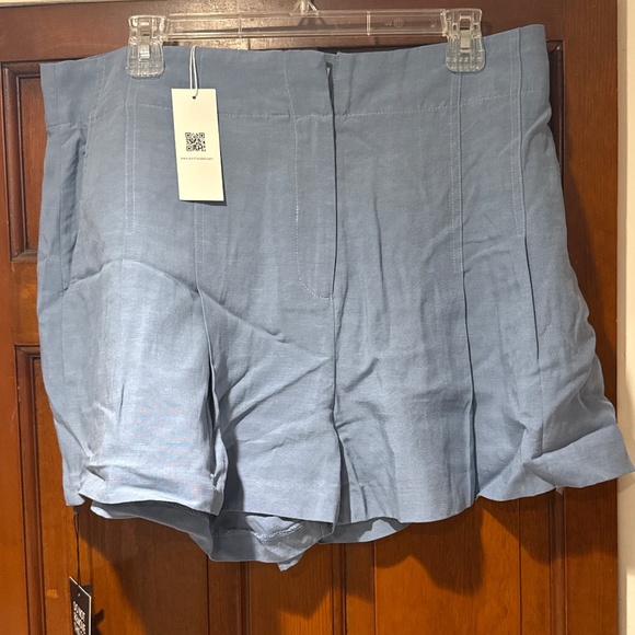 ASTR ARTICE SHORT - Picture 5 of 6